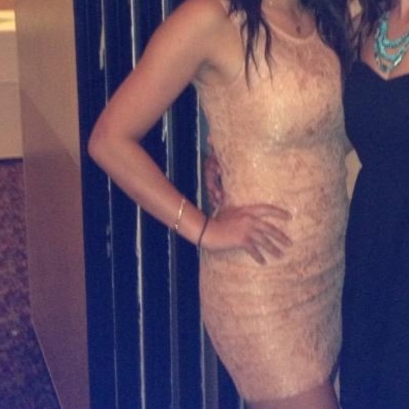 Forever 21 lace formal dress - Picture 7 of 7